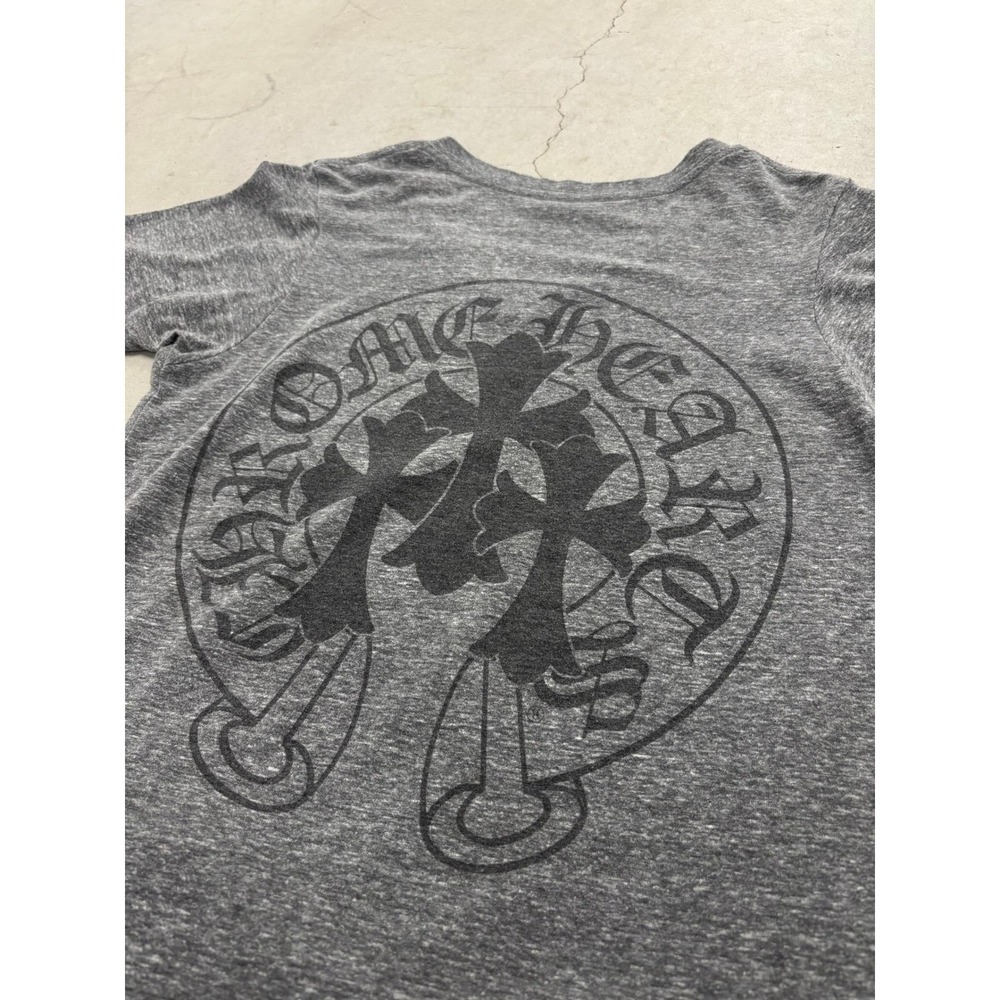 Chrome Hearts Heather Grey V-Neck T-Shirt Horseshoe Cross Logo Large Made in USA - Picture 2 of 13